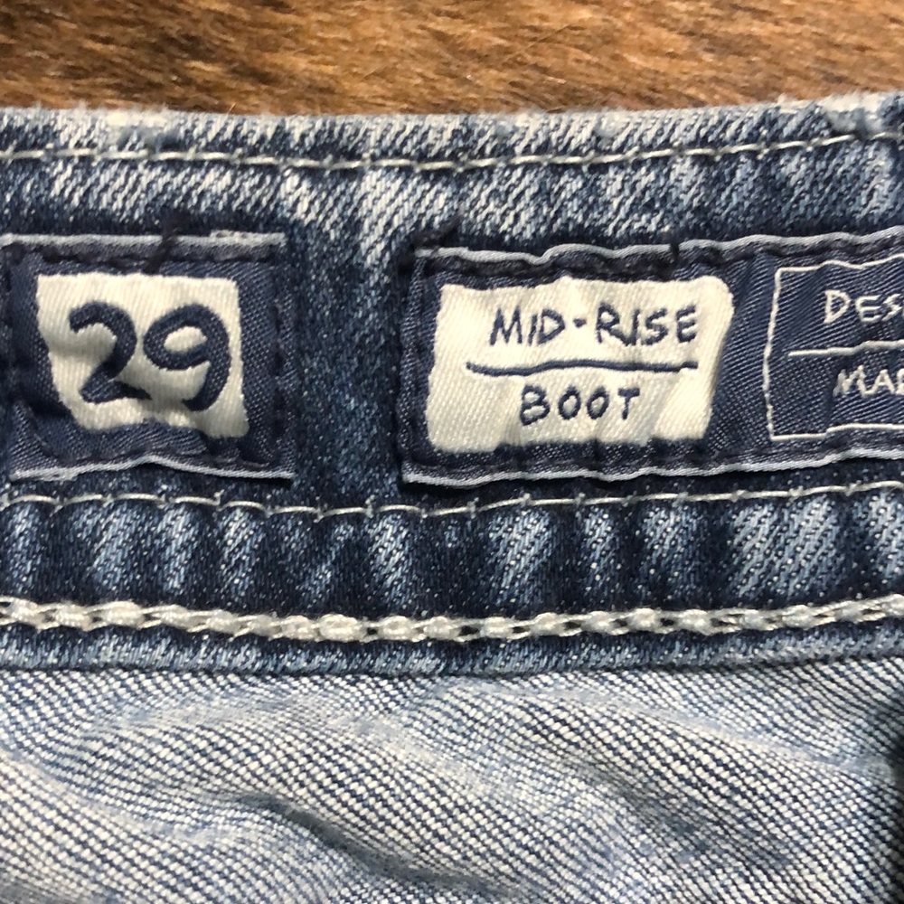 Miss Me sequin jeans in size 29 boot - Picture 6 of 7